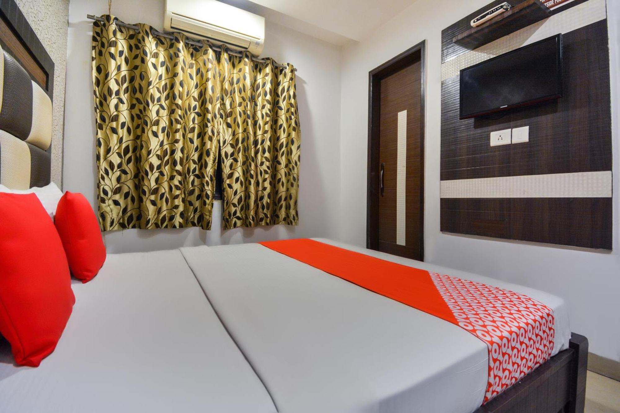 Hotel O Lexis Λουντιάνα Εξωτερικό φωτογραφία